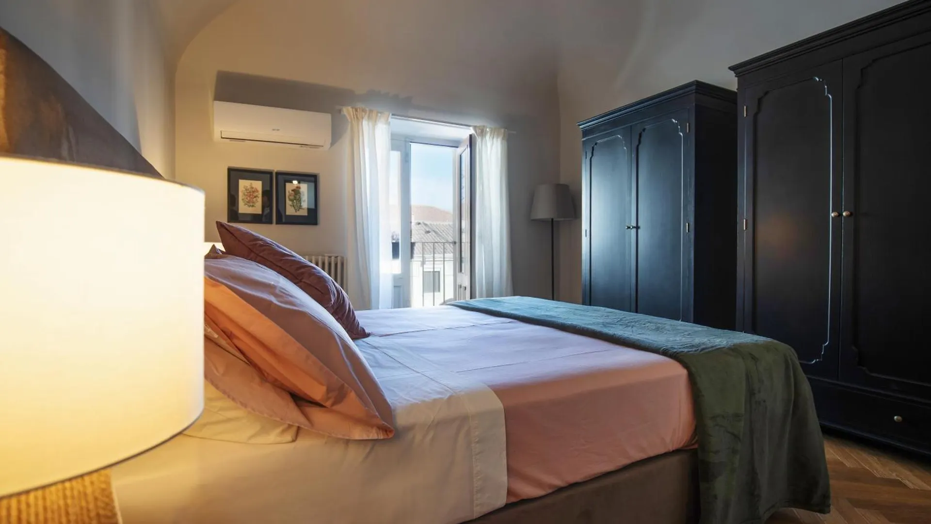 Mirone - Suite Apartments Catania Centro