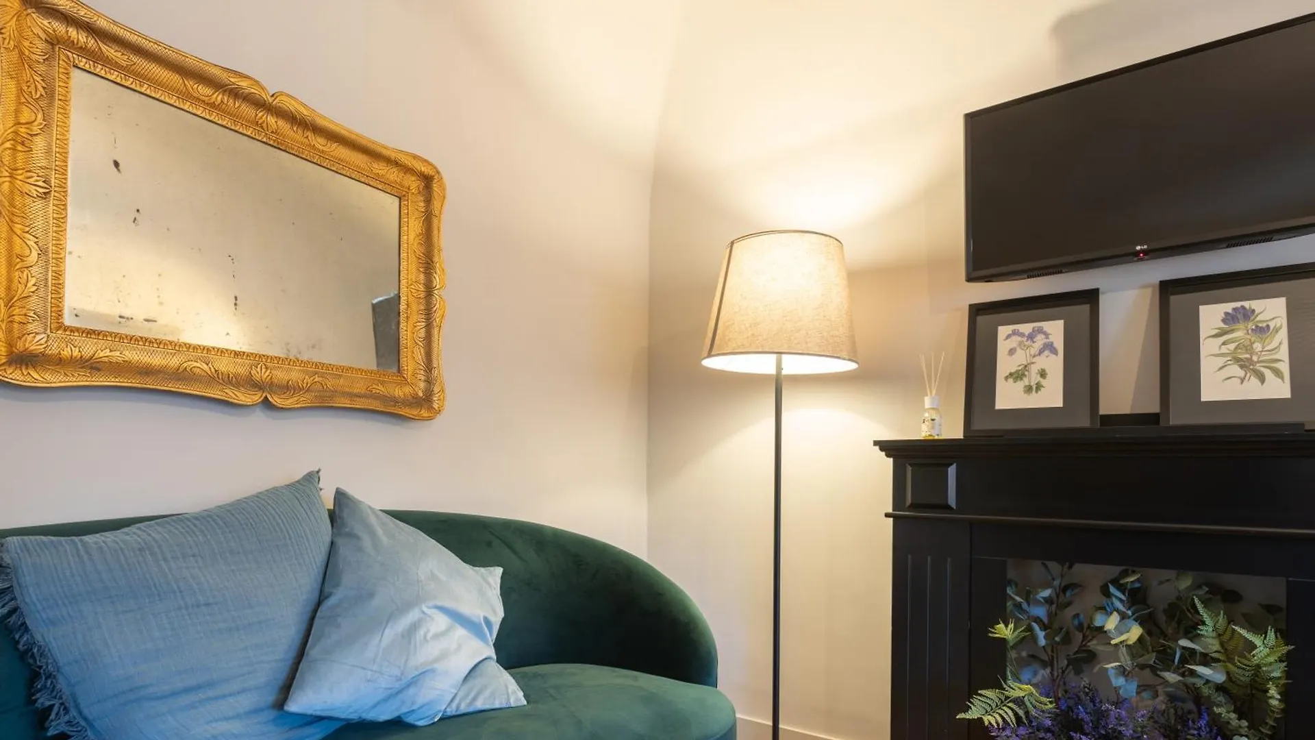 Mirone - Suite Apartments Catania Centro Italy