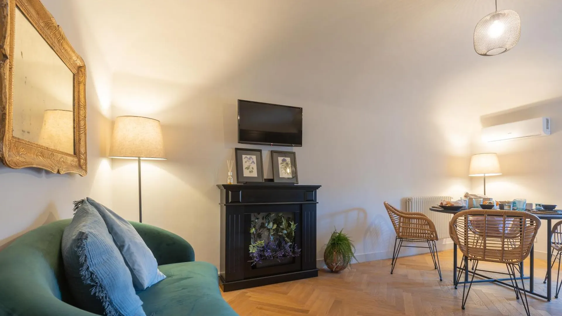 Mirone - Suite Apartments Catania Centro